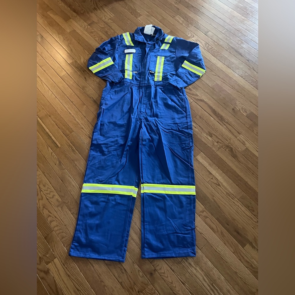 NEW westex ultra soft men’s flame resistant coveralls size 44